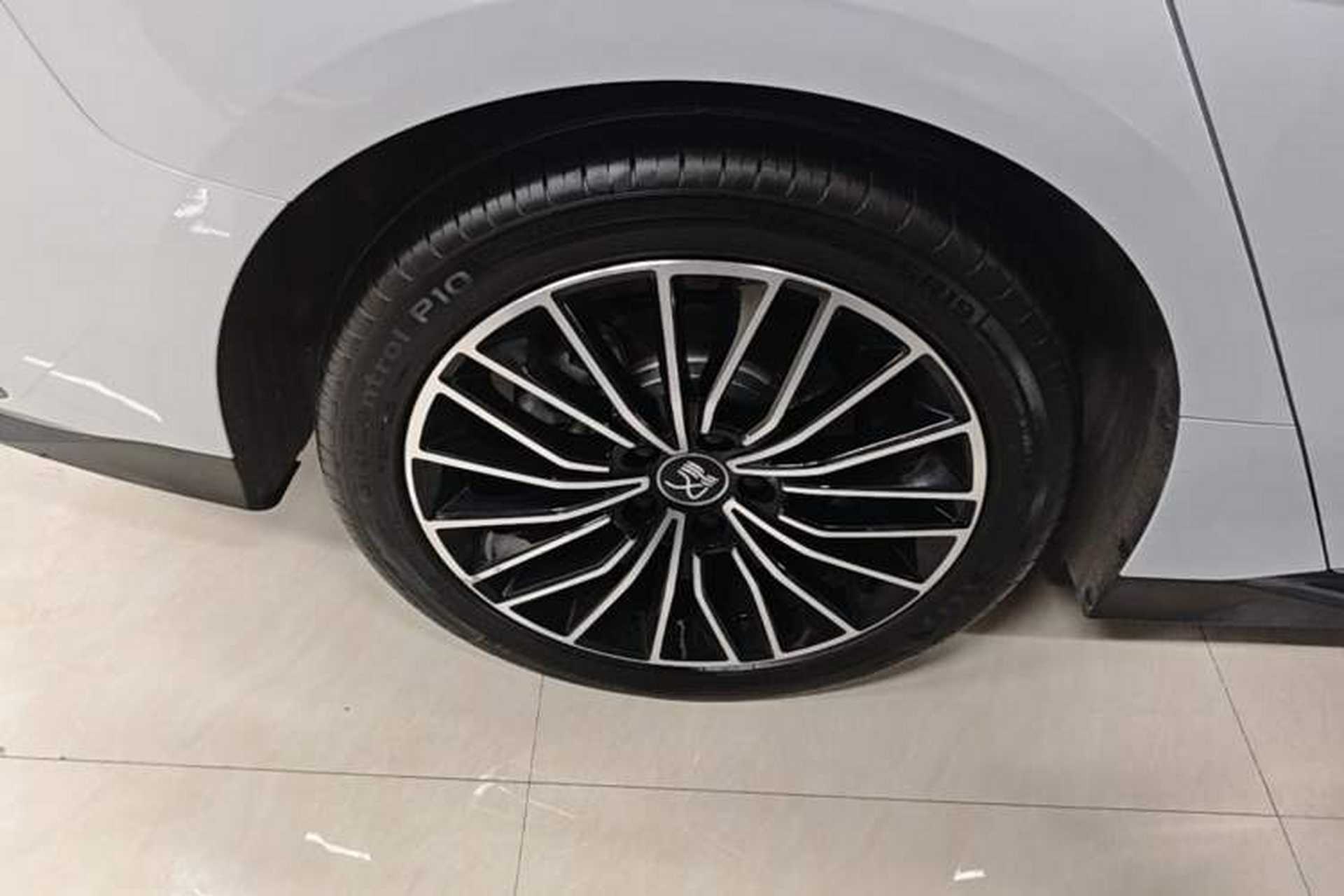 Used BYD Han 2024 EV Glory Edition 506KM Front-Wheel-Drive Premium Model Exterior 5
