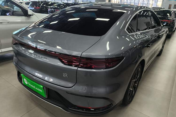 Used BYD Han 2024 DM-i Glory Edition 200KM Flagship Model Exterior 5