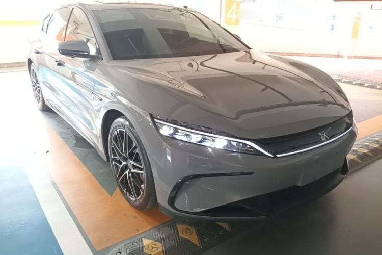Used BYD Han 2024 EV Glory Edition 605KM Front-Wheel-Drive Premium Model Front Right 45 Deg