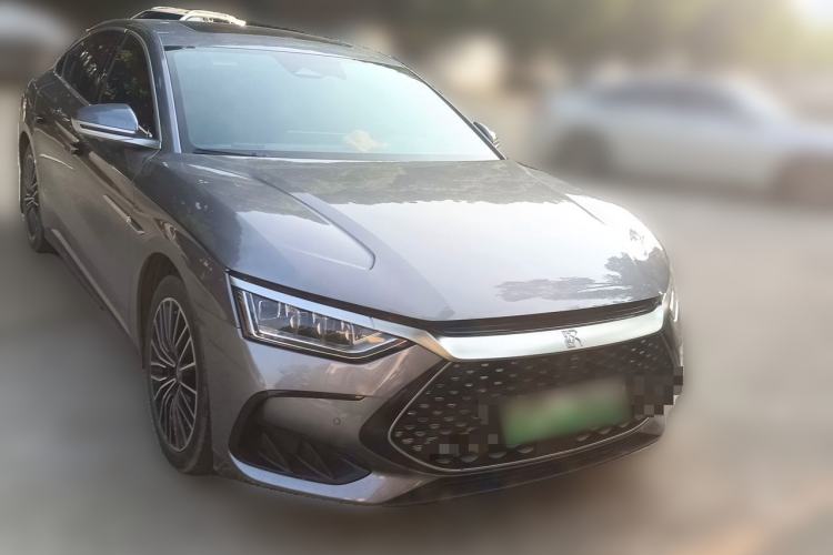 Used BYD Han 2024 DM-i Glory Edition 121KM Premium Model Front Right 45 Deg