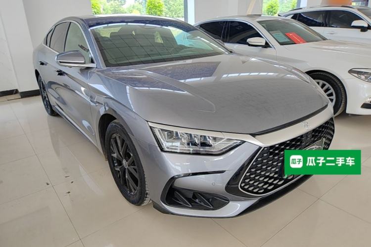 Used BYD Han 2024 DM-i Glory Edition 121KM Elite Model Front Right 45 Deg