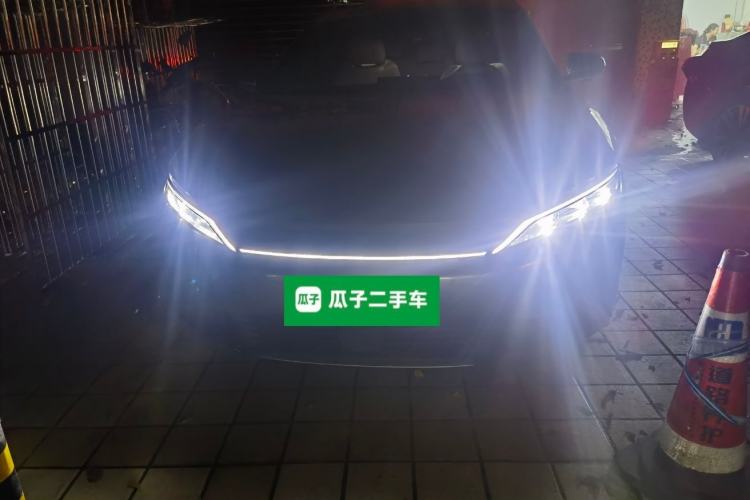 Used BYD Han 2024 EV Glory Edition 715KM Front-Wheel-Drive Flagship Model Front