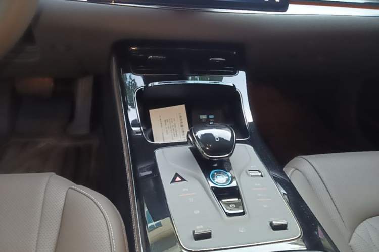 Used BYD Han 2024 EV Glory Edition 506KM Front-Wheel-Drive Premium Model Gear Lever