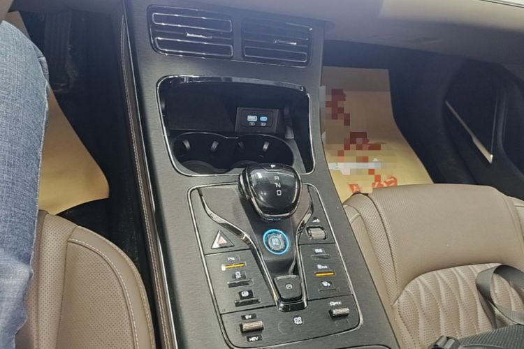 Used BYD Han 2024 DM-i Glory Edition 121KM Elite Model Gear Lever