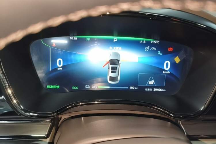 Used BYD Han 2024 EV Glory Edition 506KM Front-Wheel-Drive Premium Model Instrument Cluster