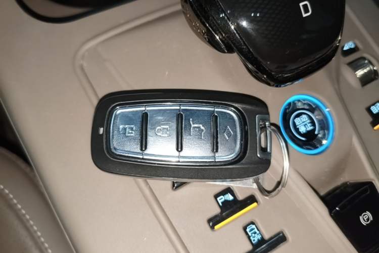 Used BYD Han 2024 EV Glory Edition 506KM Front-Wheel-Drive Premium Model Interior 1