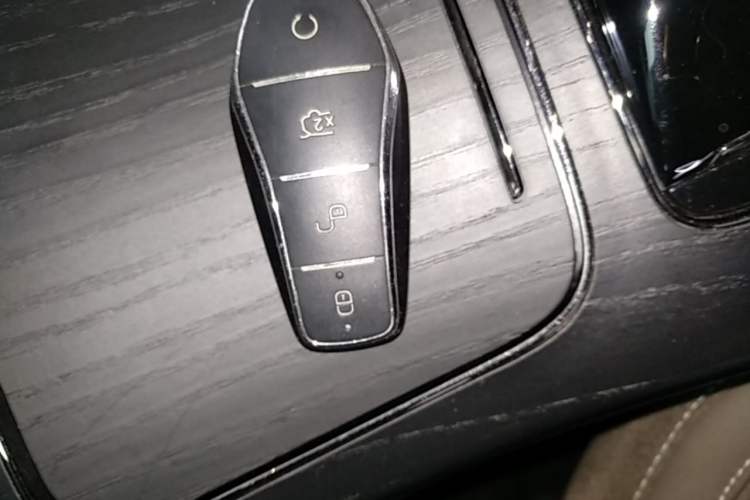 Used BYD Han 2024 DM-i Glory Edition 121KM Premium Model Interior 1