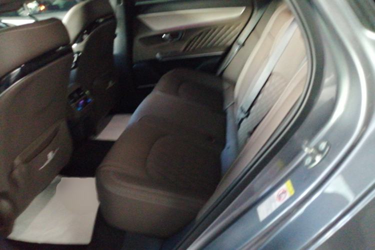 Used BYD Han 2024 EV Glory Edition 506KM Front-Wheel-Drive Premium Model Interior 4