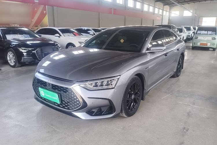BYD Han 2024 DM-i Glory Edition 121KM Prestige Model - Premium