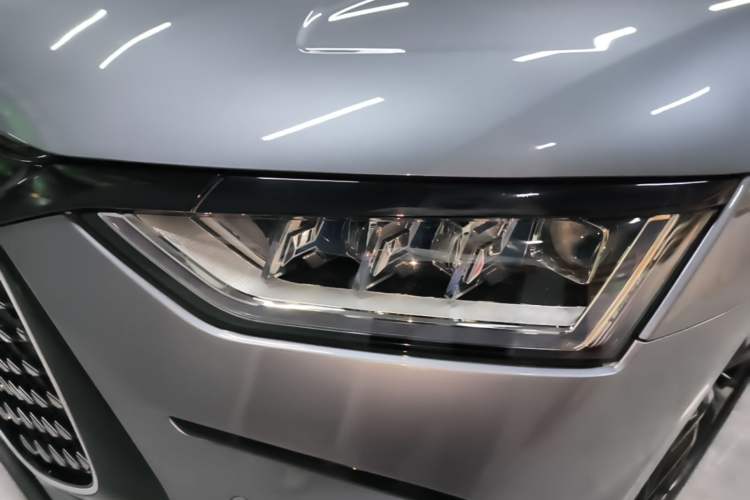 Used BYD Han 2024 DM-i Glory Edition 121KM Prestige Model Left Front Headlight