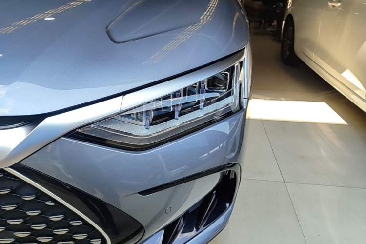 Used BYD Han 2024 DM-i Glory Edition 121KM Elite Model Left Front Headlight
