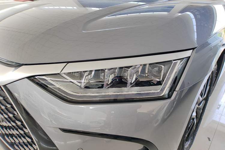 Used BYD Han 2024 DM-i Glory Edition 121KM Elite Model Left Front Headlight