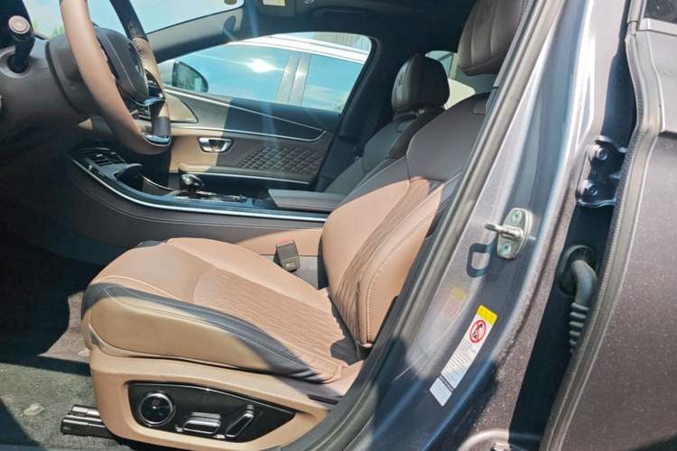 Used BYD Han 2024 DM-i Glory Edition 121KM Premium Model Left Front Seat