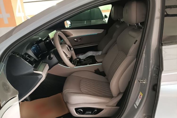 Used BYD Han 2024 EV Glory Edition 605KM Front-Wheel-Drive Premium Model Left Front Seat