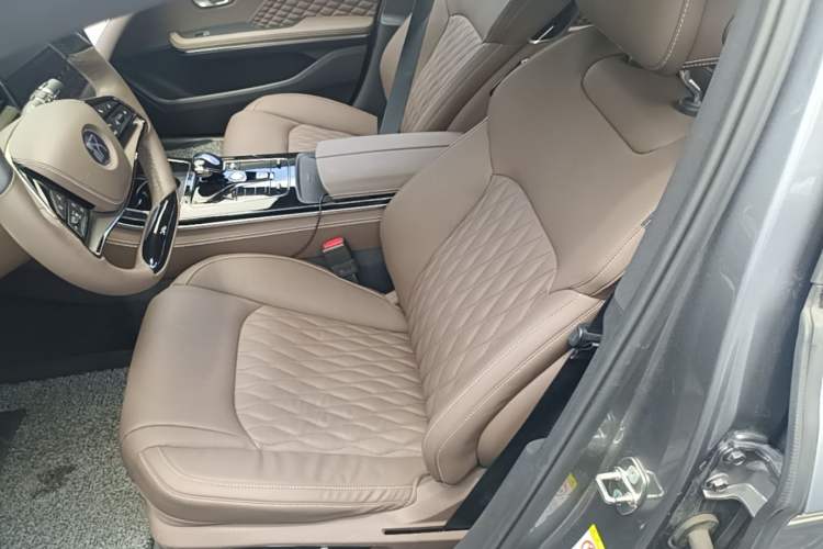 Used BYD Han 2024 EV Glory Edition 605KM Front-Wheel-Drive Premium Model Left Front Seat