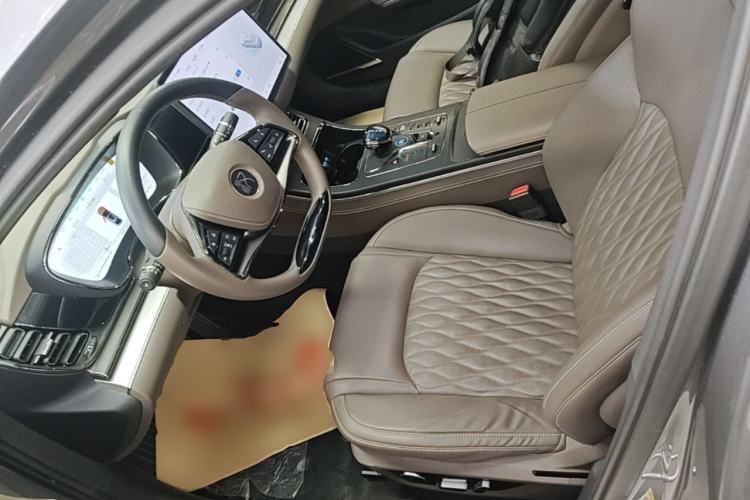 Used BYD Han 2024 DM-i Glory Edition 121KM Elite Model Left Front Seat