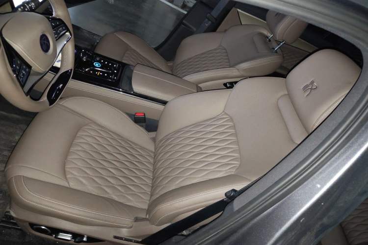 Used BYD Han 2024 DM-i Glory Edition 121KM Elite Model Left Front Seat
