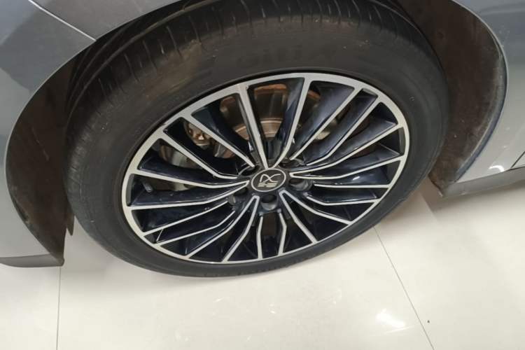 Used BYD Han 2024 EV Glory Edition 506KM Front-Wheel-Drive Premium Model Left Front Wheel Hub
