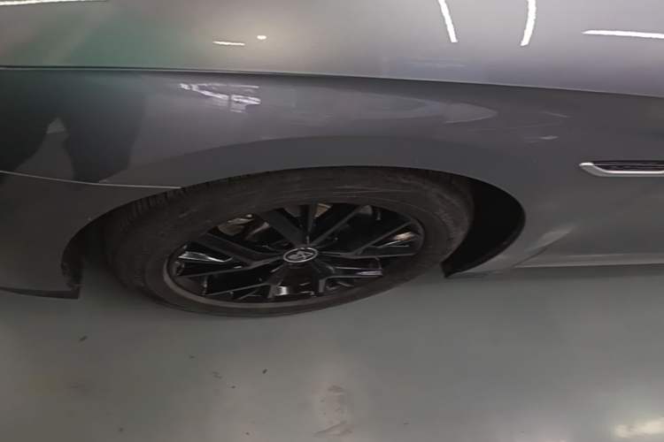 Used BYD Han 2024 DM-i Glory Edition 121KM Prestige Model Left Front Wheel Hub