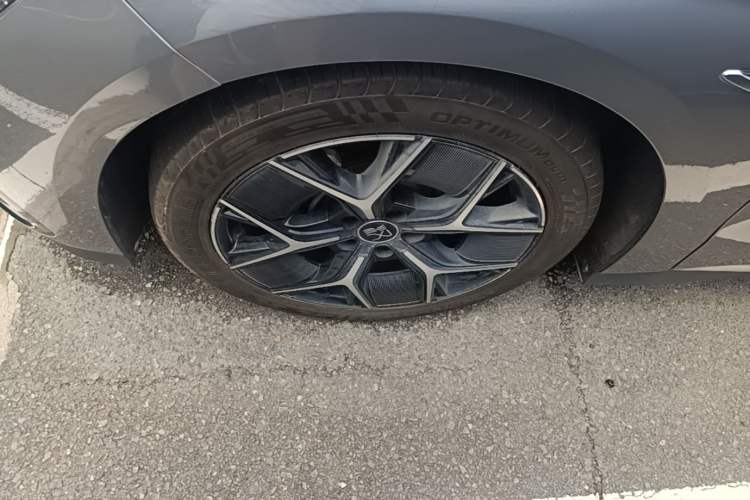 Used BYD Han 2024 EV Glory Edition 605KM Front-Wheel-Drive Premium Model Left Front Wheel Hub