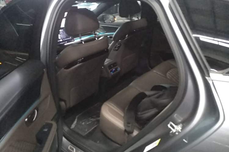 Used BYD Han 2024 DM-i Glory Edition 121KM Premium Model Left Rear Seat
