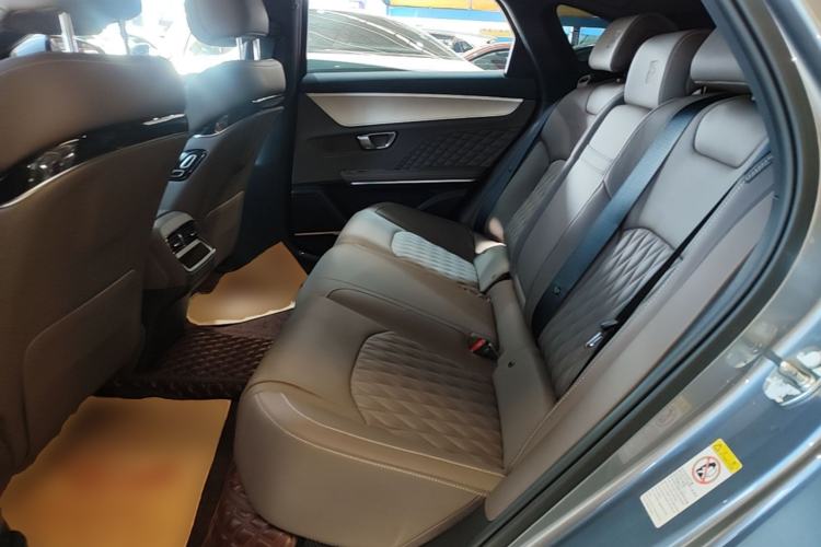 Used BYD Han 2024 DM-i Glory Edition 121KM Elite Model Left Rear Seat