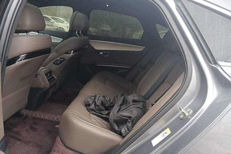 Used BYD Han 2024 EV Glory Edition 506KM Front-Wheel-Drive Premium Model Left Rear Seat