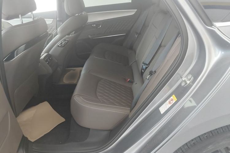 Used BYD Han 2024 DM-i Glory Edition 121KM Elite Model Left Rear Seat