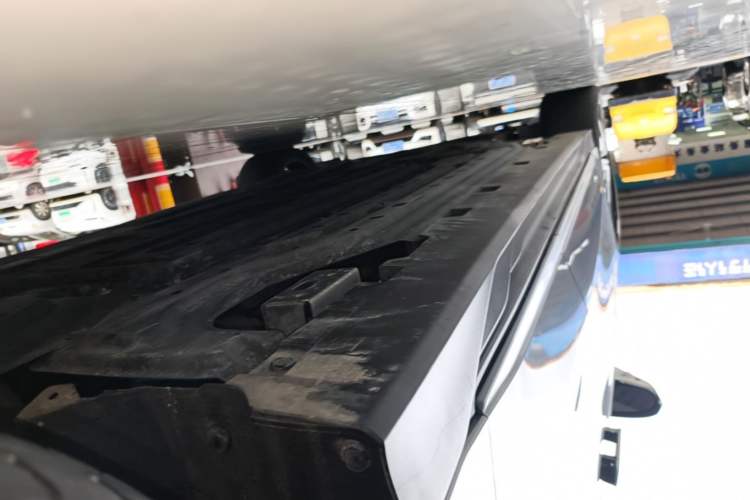 Used BYD Han 2024 DM-i Glory Edition 121KM Premium Model Left Side Sill