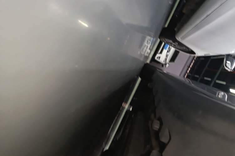 Used BYD Han 2024 DM-i Glory Edition 121KM Prestige Model Left Side Sill