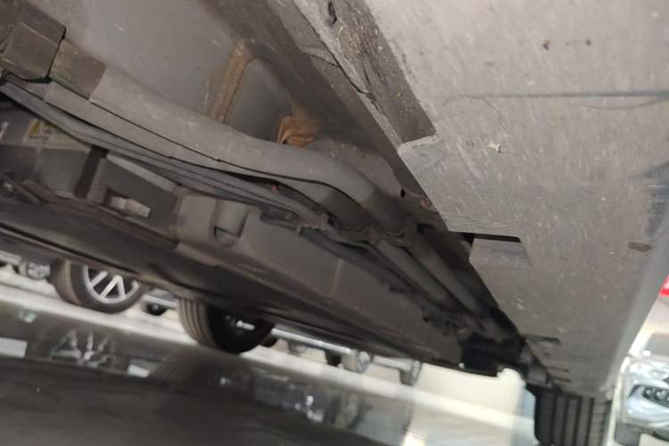 Used BYD Han 2024 DM-i Glory Edition 121KM Premium Model Left Side Sill