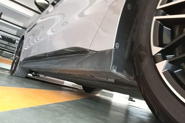 Used BYD Han 2024 EV Glory Edition 605KM Front-Wheel-Drive Premium Model Left Side Sill