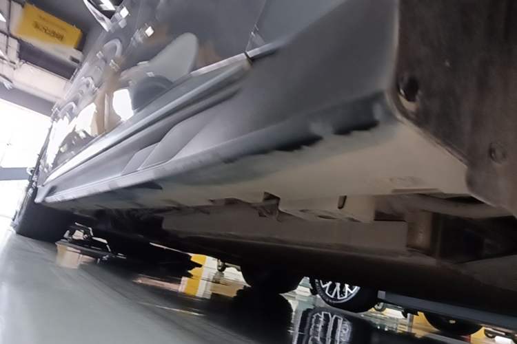 Used BYD Han 2024 DM-i Glory Edition 121KM Prestige Model Left Side Sill
