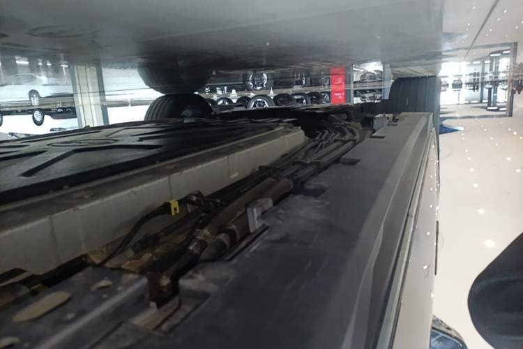 Used BYD Han 2024 DM-i Glory Edition 121KM Prestige Model Left Side Sill