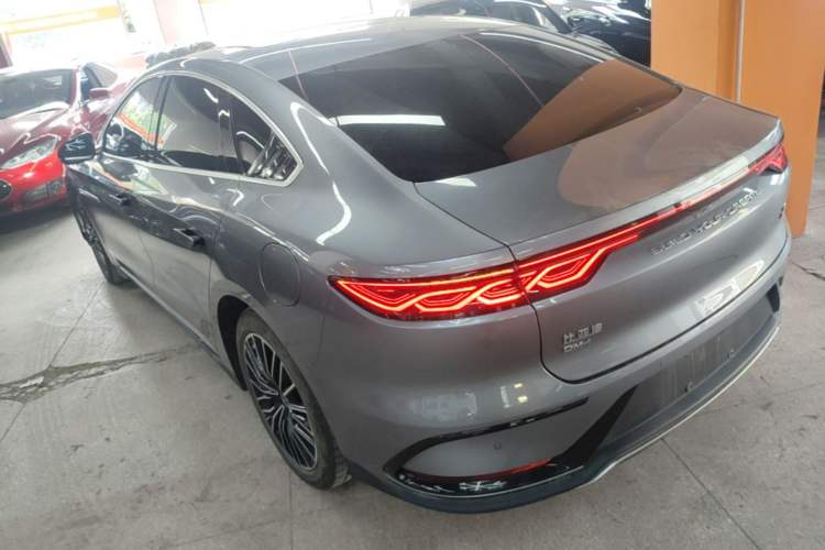 Used BYD Han 2024 DM-i Glory Edition 121KM Prestige Model Rear Left 45 Deg