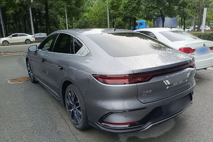 Used BYD Han 2024 EV Glory Edition 610 km All-Wheel Drive "Tian Shen Zhi Jia" Intelligent Driving Model Rear Left 45 Deg