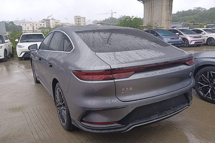 Used BYD Han 2024 EV Glory Edition 506KM Front-Wheel-Drive Premium Model Rear Left 45 Deg
