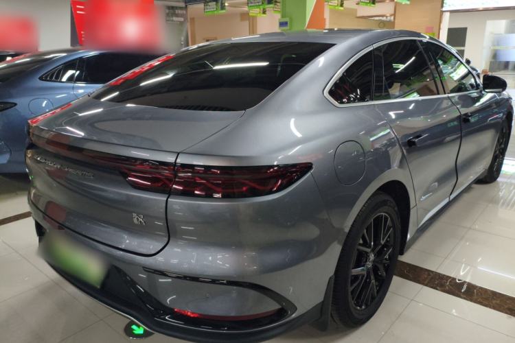 Used BYD Han 2024 DM-i Glory Edition 121KM Elite Model Rear Right 45 Deg