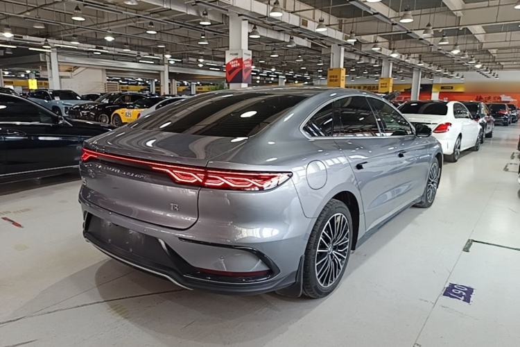Used BYD Han 2024 DM-i Glory Edition 121KM Premium Model Rear Right 45 Deg