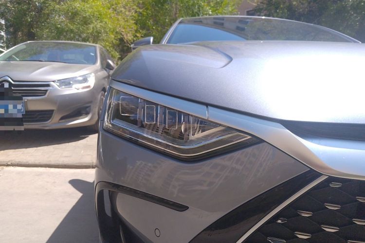 Used BYD Han 2024 DM-i Glory Edition 121KM Premium Model Right Front Headlight