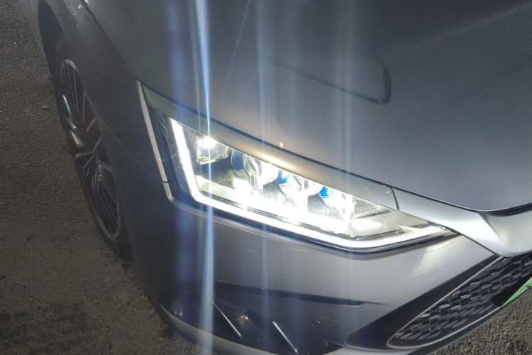 Used BYD Han 2024 DM-i Glory Edition 121KM Prestige Model Right Front Headlight