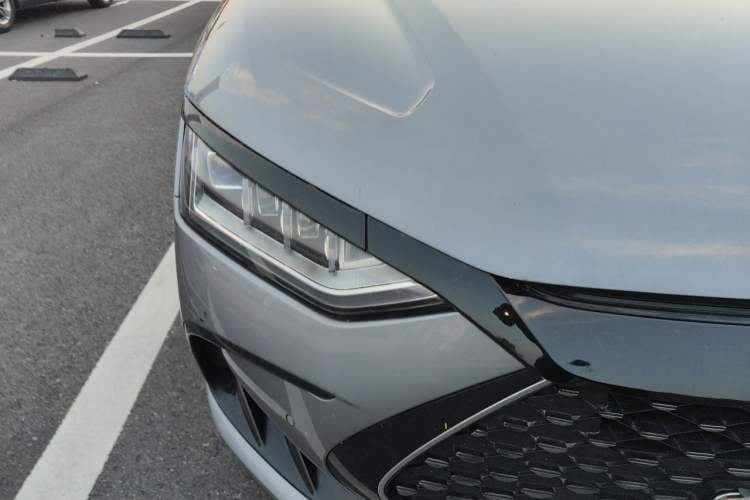 Used BYD Han 2024 DM-i Glory Edition 121KM Elite Model Right Front Headlight