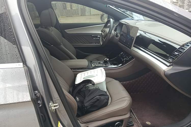 Used BYD Han 2024 EV Glory Edition 506KM Front-Wheel-Drive Premium Model Right Front Seat