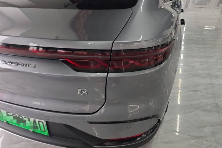 Used BYD Han 2024 DM-i Glory Edition 121KM Prestige Model Right Rear Taillight