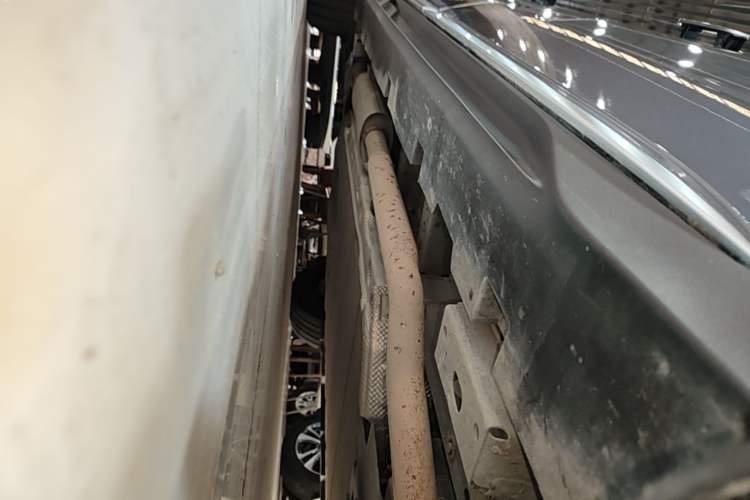 Used BYD Han 2024 DM-i Glory Edition 121KM Elite Model Right Side Sill
