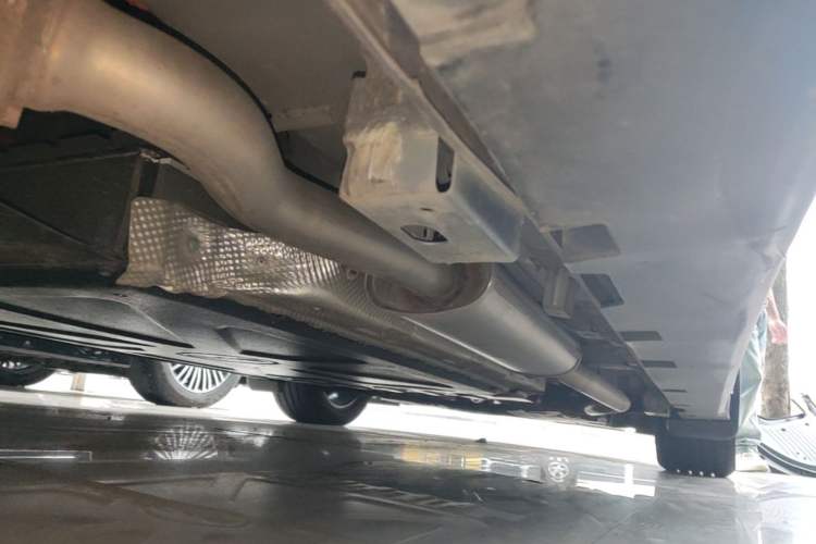 Used BYD Han 2024 DM-i Glory Edition 121KM Prestige Model Right Side Sill