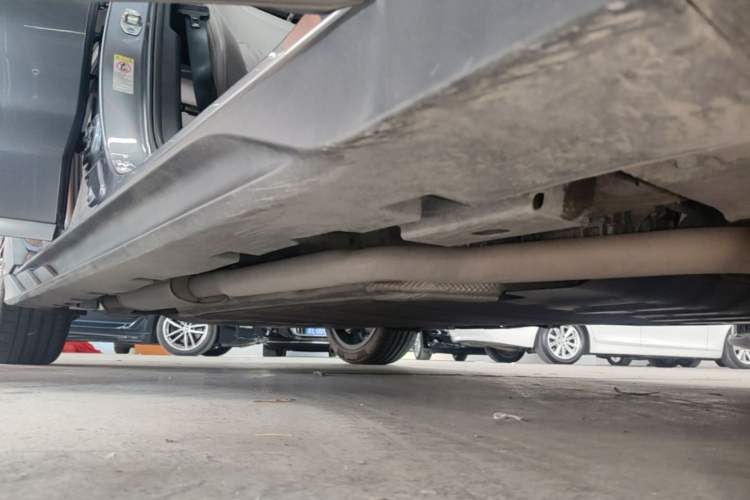 Used BYD Han 2024 DM-i Glory Edition 121KM Prestige Model Right Side Sill
