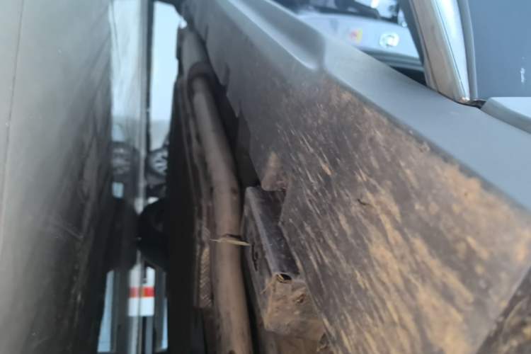 Used BYD Han 2024 DM-i Glory Edition 121KM Elite Model Right Side Sill