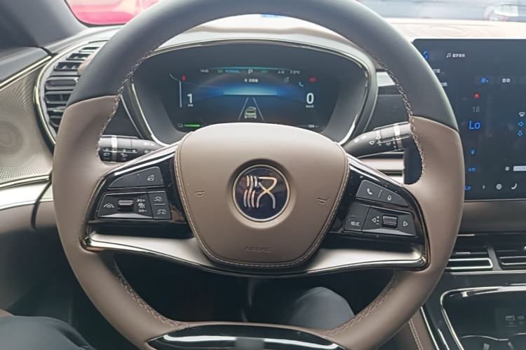 Used BYD Han 2024 DM-i Glory Edition 121KM Prestige Model Steering Wheel