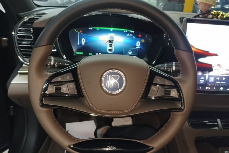 Used BYD Han 2024 EV Glory Edition 506KM Front-Wheel-Drive Premium Model Steering Wheel